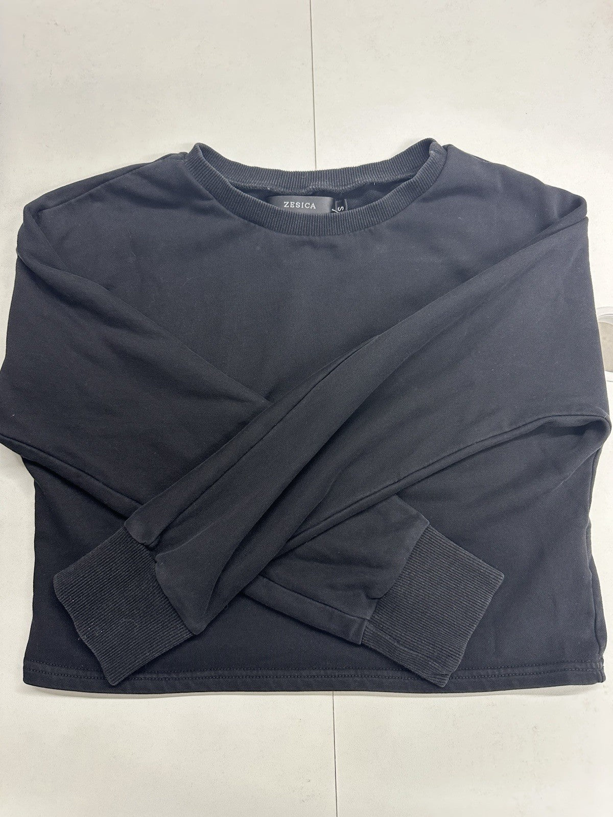 Women’s Zesica Small Black Crop Lightweight Basic Sweater