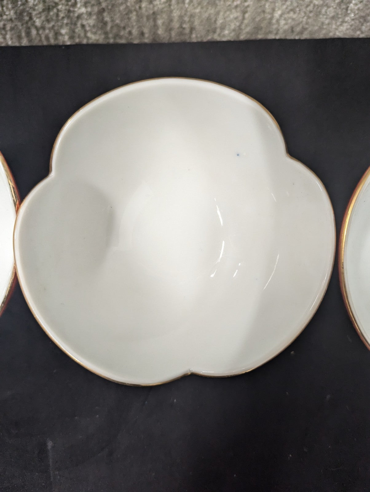 Set Of 3 Lotus Footed Rice Bowls Asian Japan Orange Blue Gold Scalloped Rim 4E
