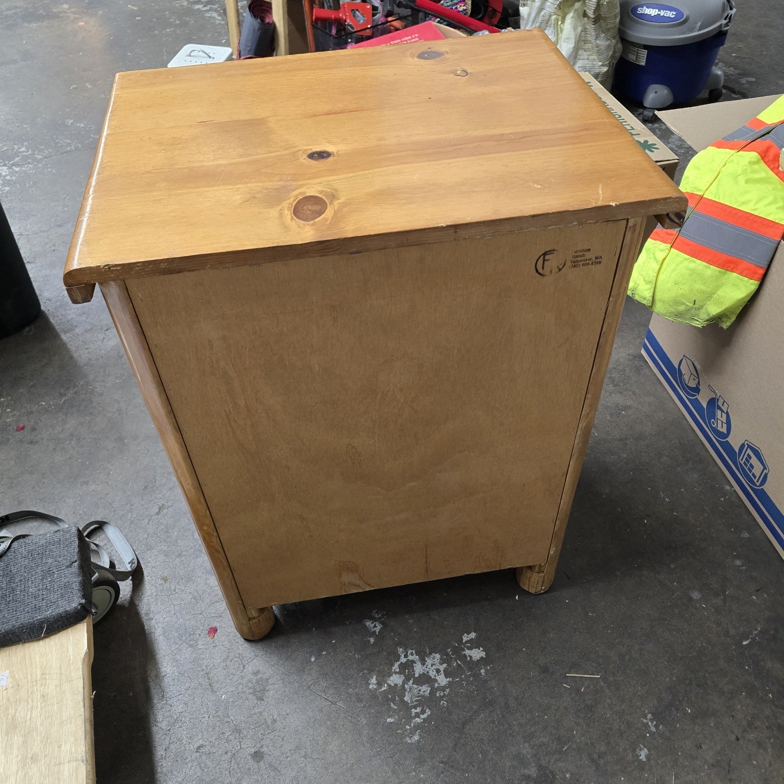 Log Wood (CEDAR) Night Stand