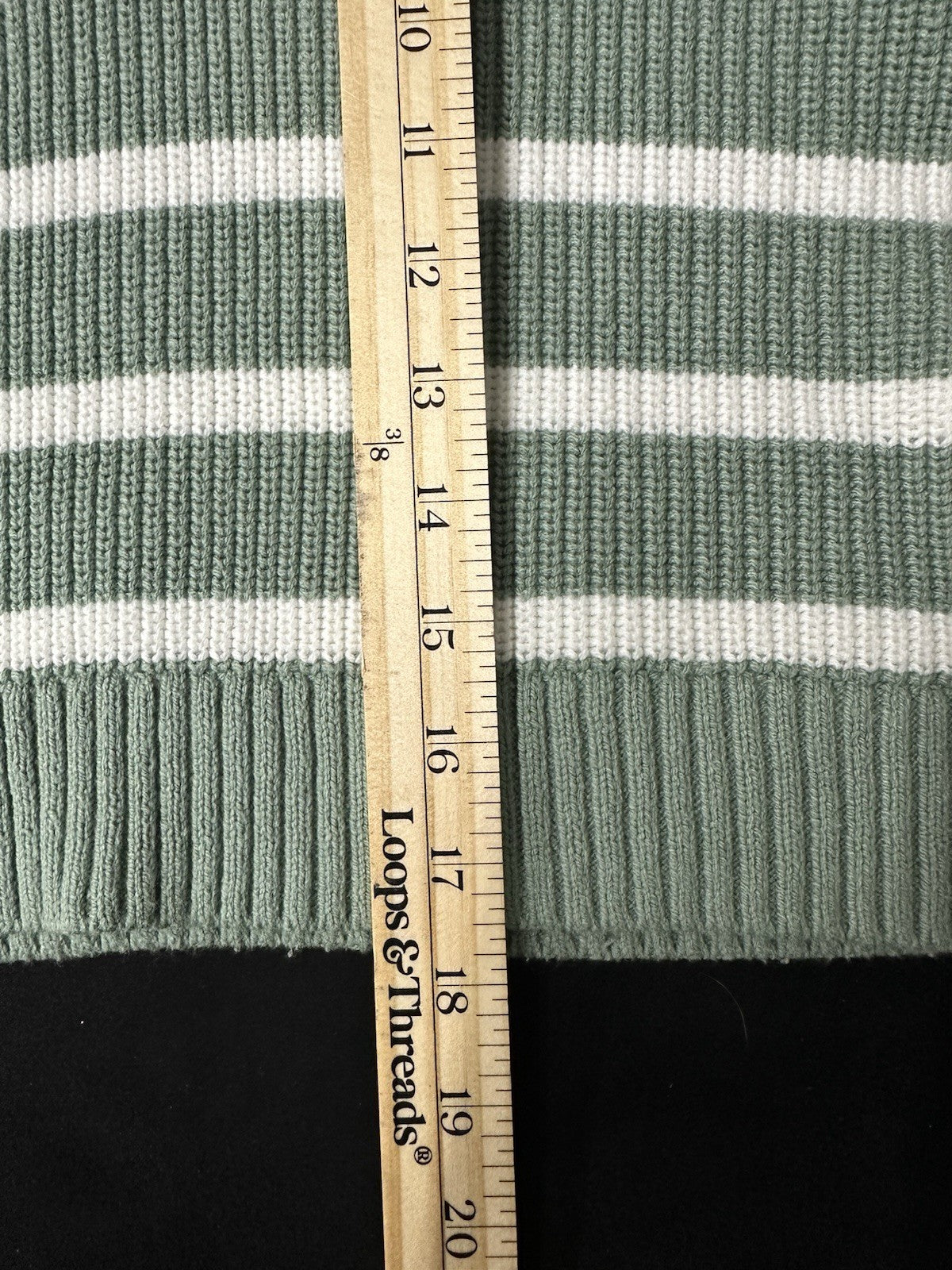 Women's Hollister Pullover Striped V-Neck Crop Long Sleeve Sweater Size XS 0071