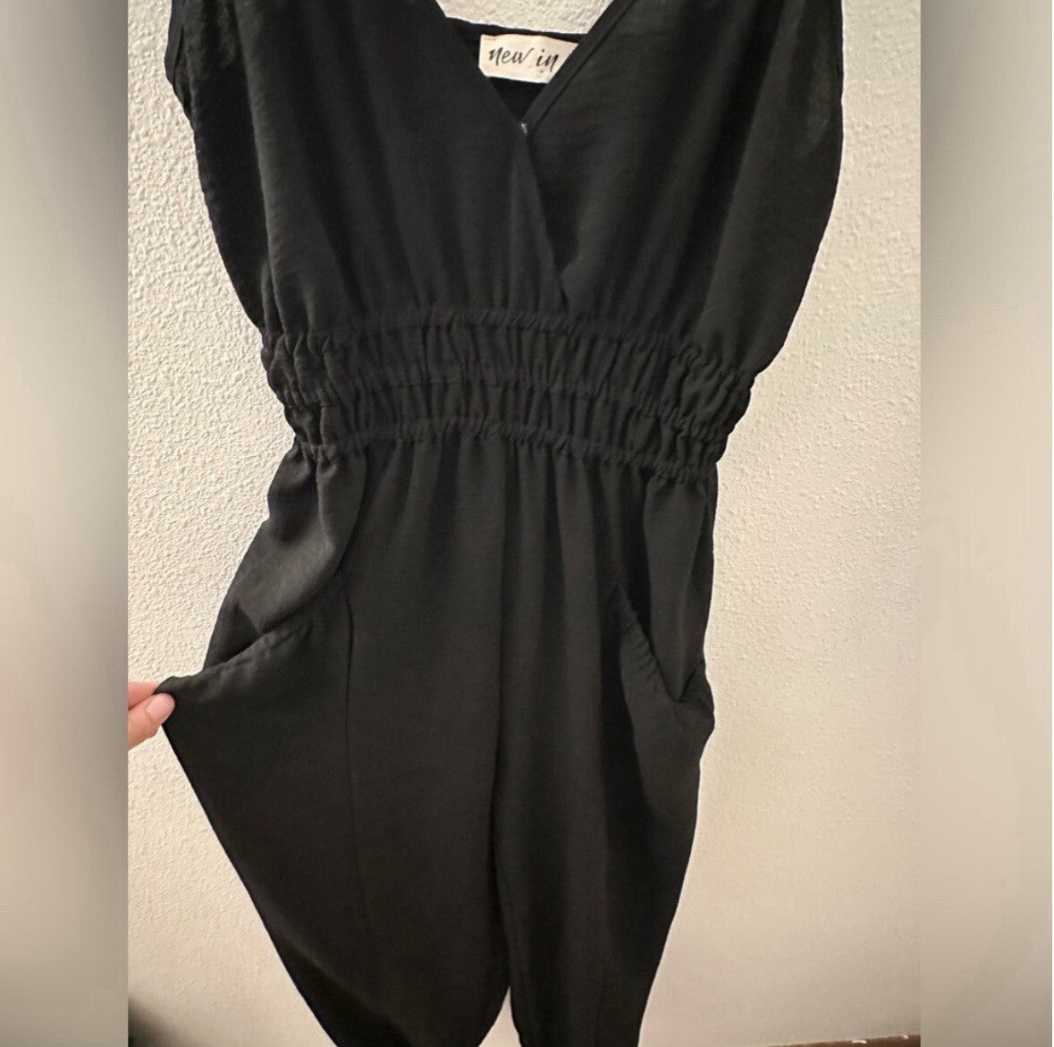 New In Black Jumper Romper Woman’s Size Small Pockets.   3.8
