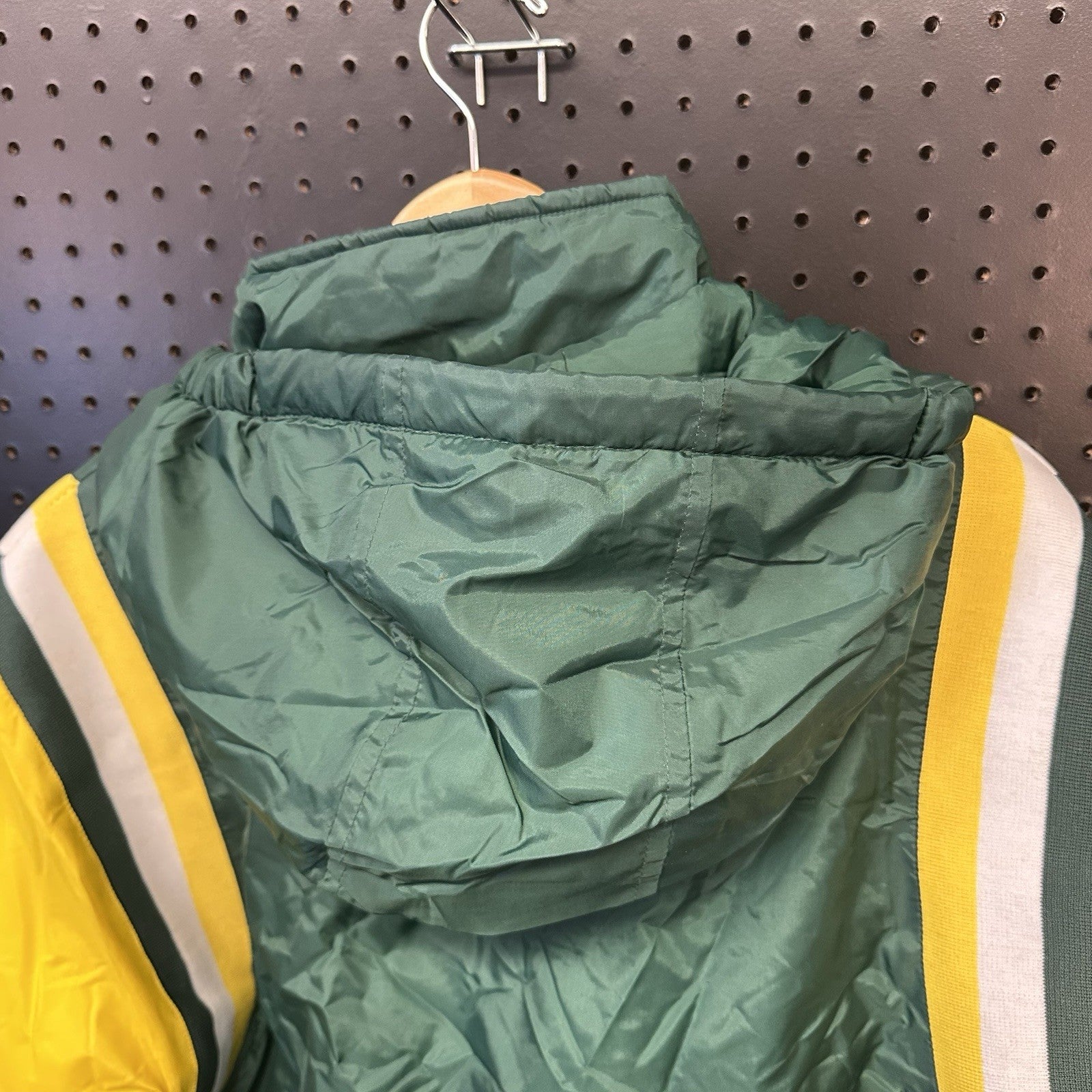 Vintage Genuine Stuff Collegiate Oregon Ducks Puffer Jacket Women’s Small