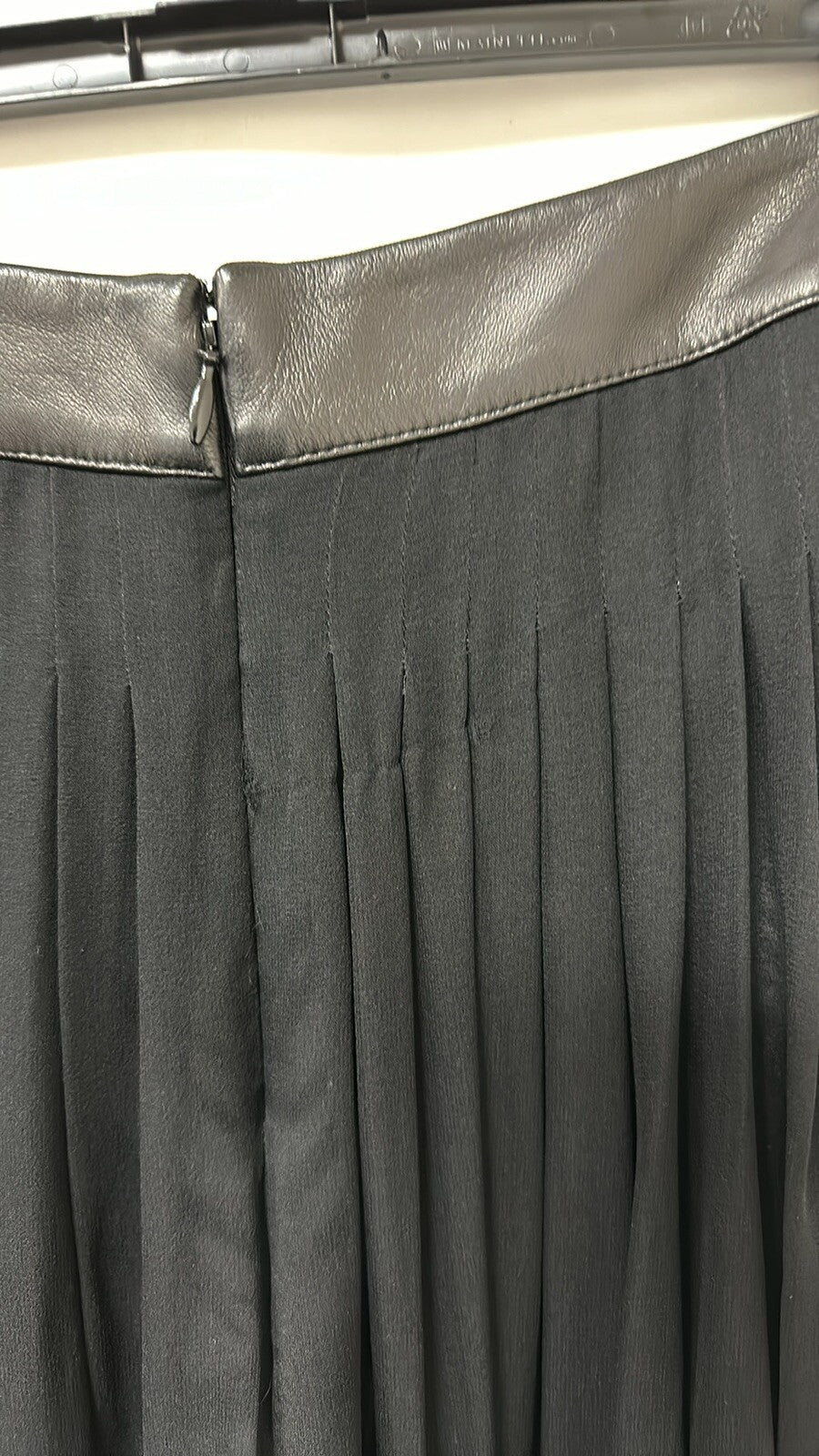 Woman’s Rag & Bone Wide Leg Sheer With Lining Size 0 Pant (0046)