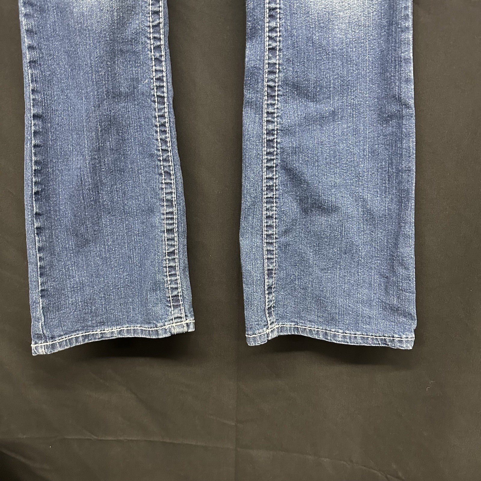 Ariya Jeans 5/6 (Fits 27) Rhinestone Straight Blue Jeans (0075)