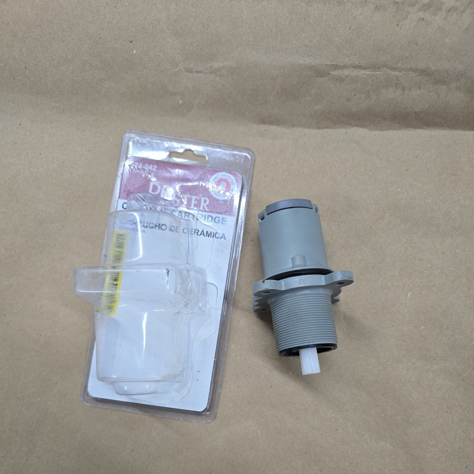 Universal Pressure Balance Cartridge Plastic Gray 150626