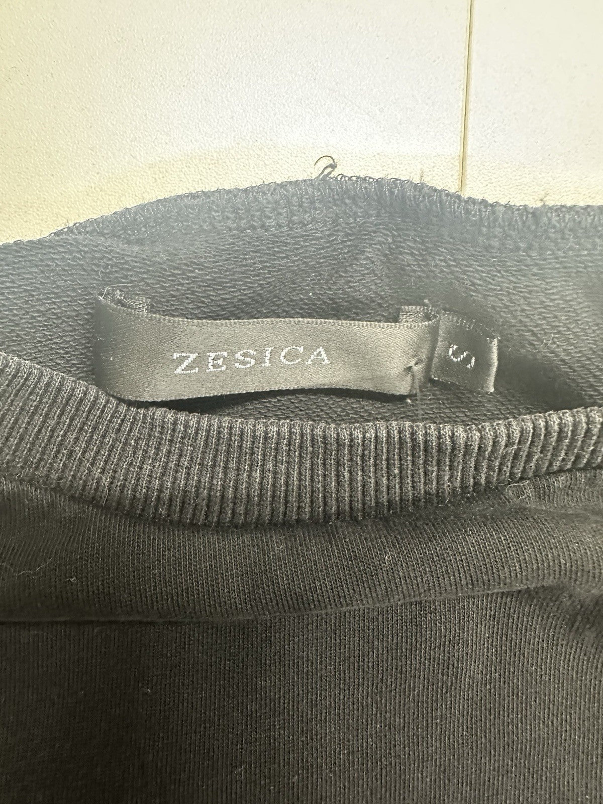 Women’s Zesica Small Black Crop Lightweight Basic Sweater