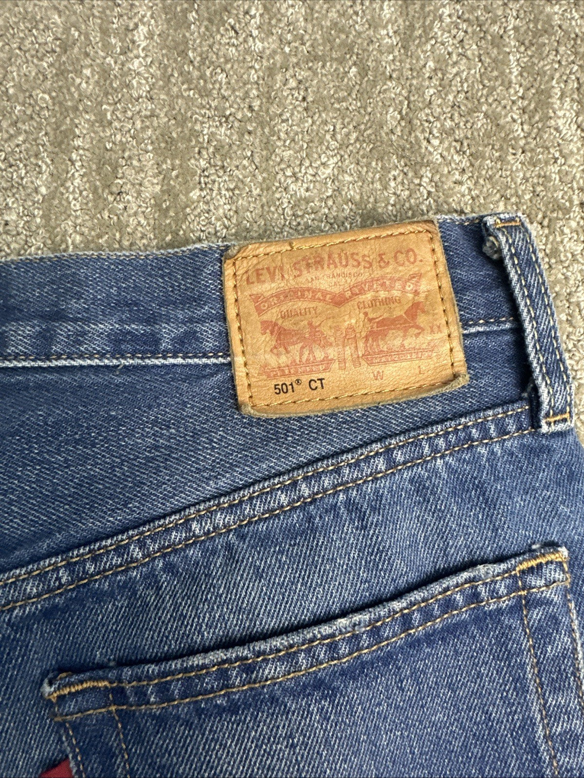 Levi's 501 Women's Straight Leg Button Fly Blue Denim Jeans w25 L30   (0023)
