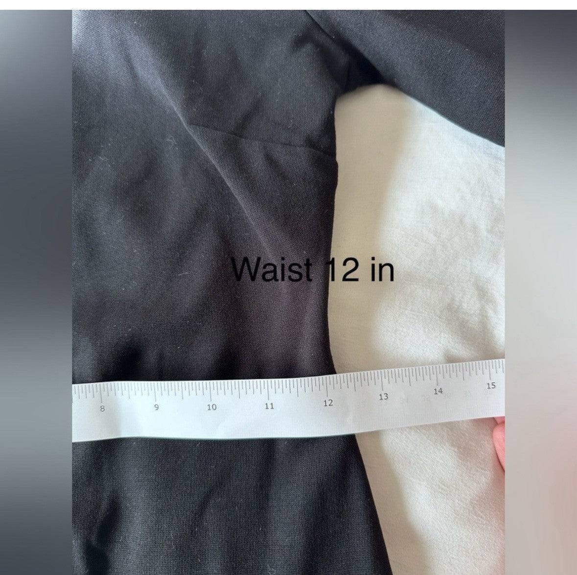 Woman’s Lulus Size small Low cut V back, Fitted black dress Size Small (0041)