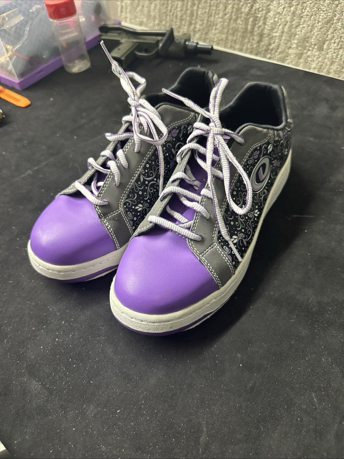 DEXTER Women Liana Bowling Shoes Sneakers Sz 8.5 M Lilac White Purple 12c