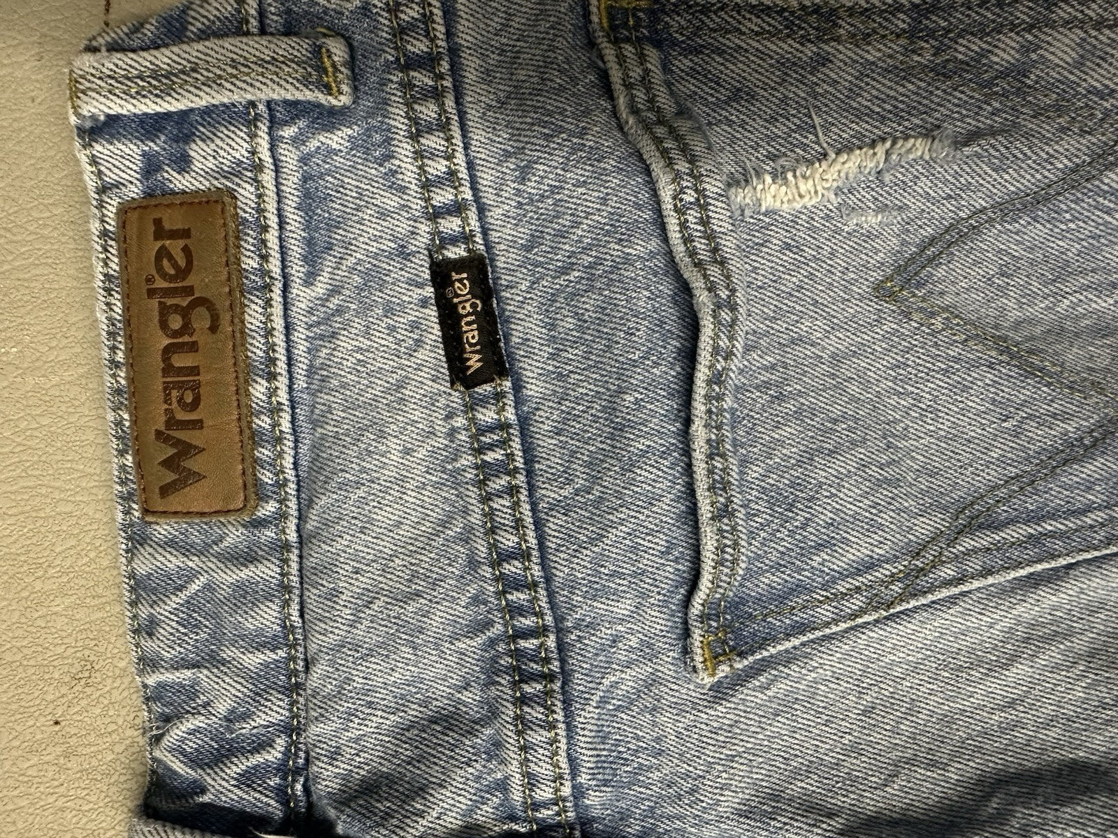 Women’s Wrangler High Rise Bold Boot 4x32 Jeans (0034)