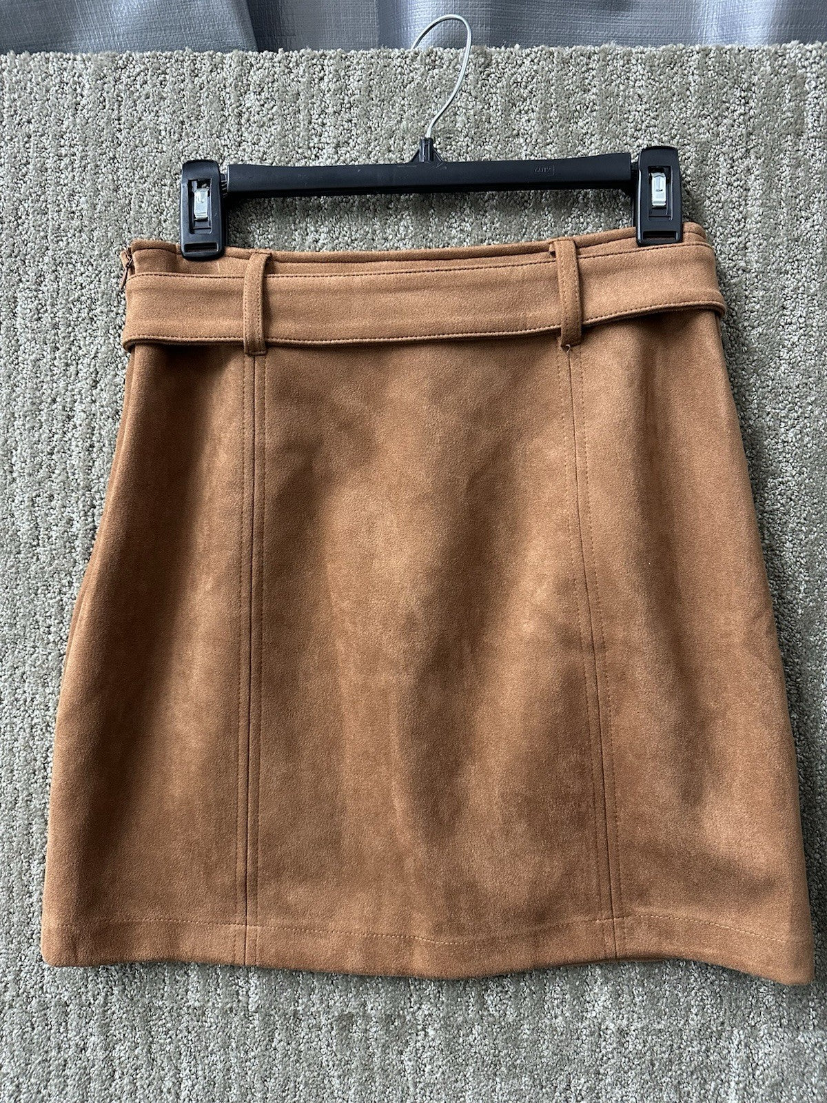 Haute Monde Womens Brown Flat Front Stretch Faux Suede Belted Mini Skirt Med
