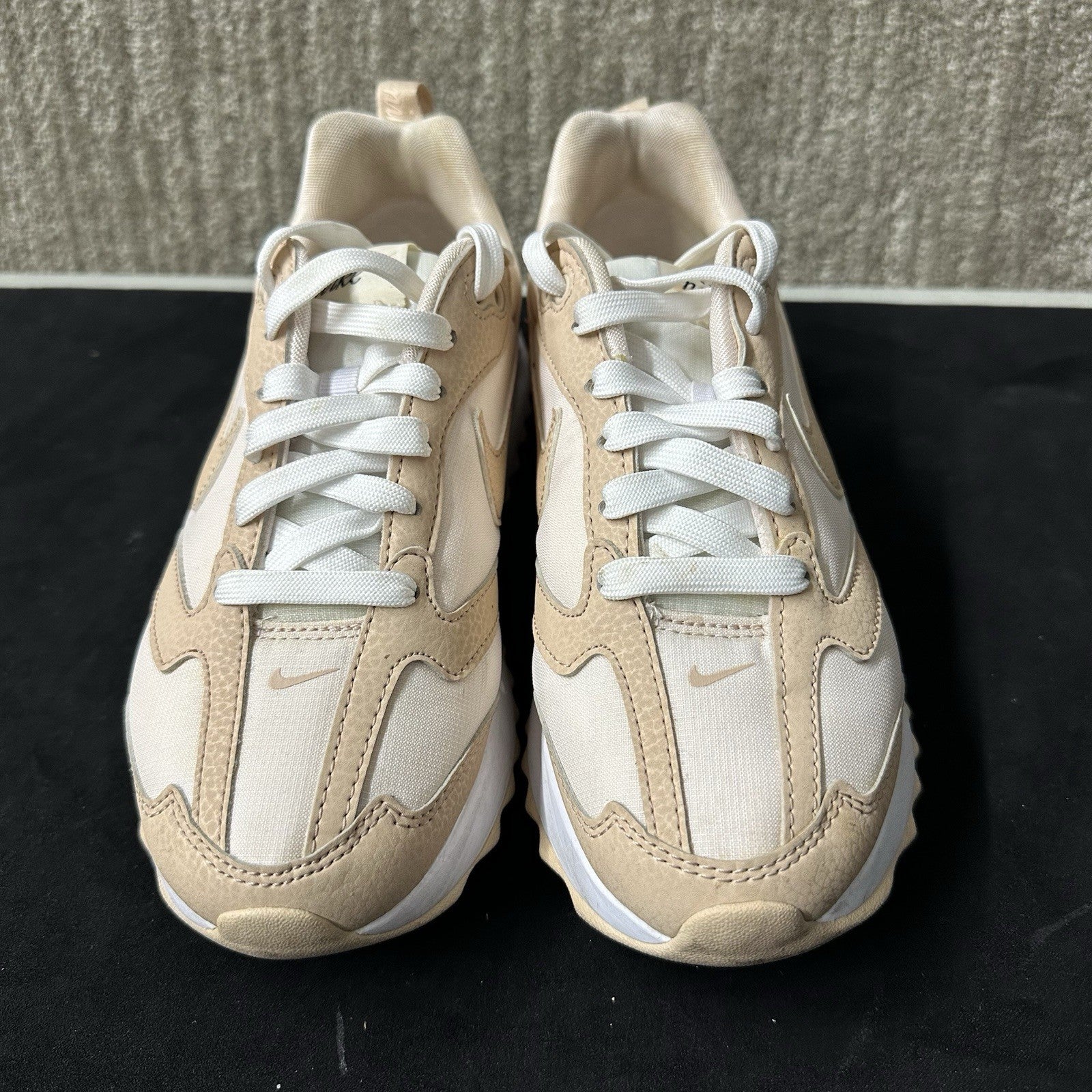 Nike Air Max Dawn Light Soft Pink Women’s 6.5  2022 - DR2395-600  (5d)