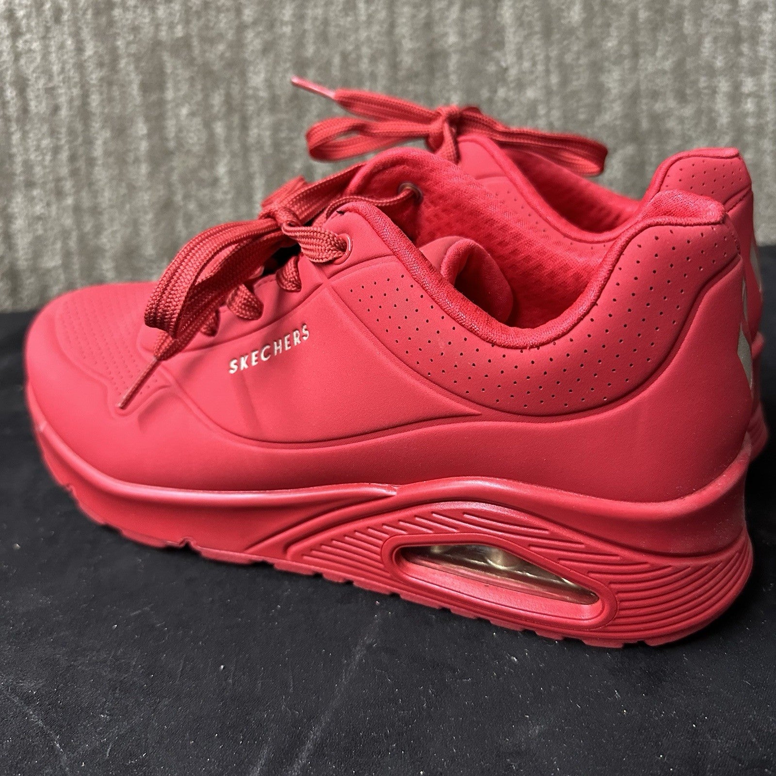 Skechers Womens Size 9 Uno Stand On Air 73690 Red Casual Shoes Sneakers Matte 5d