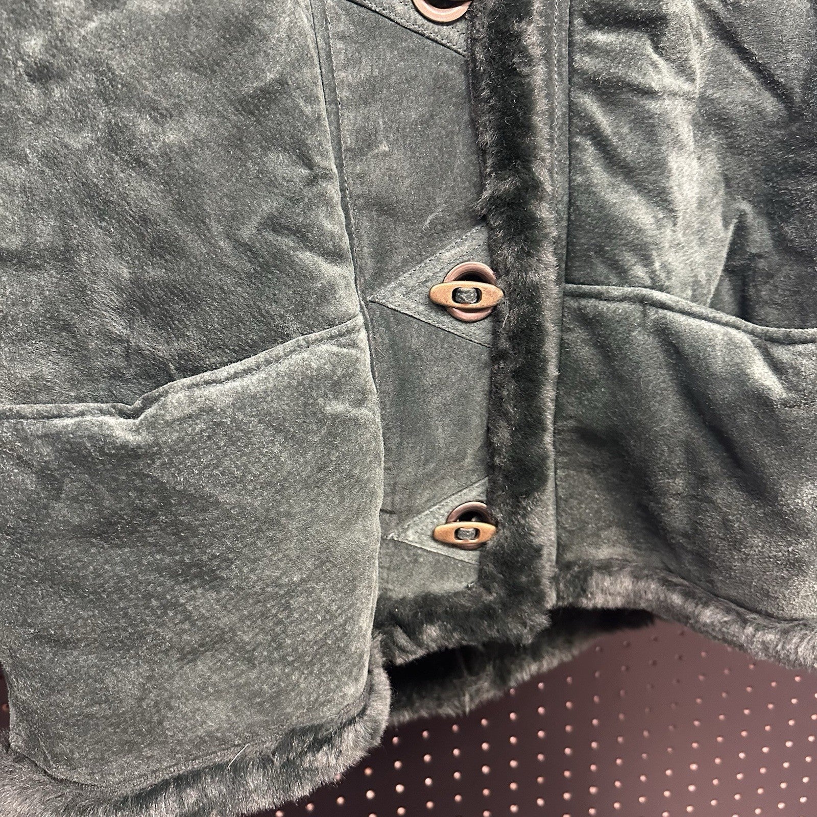 Vintage 90s Adventure Bound By Wilson’s Faux Shearling Coat Green Suede Serpa Lg