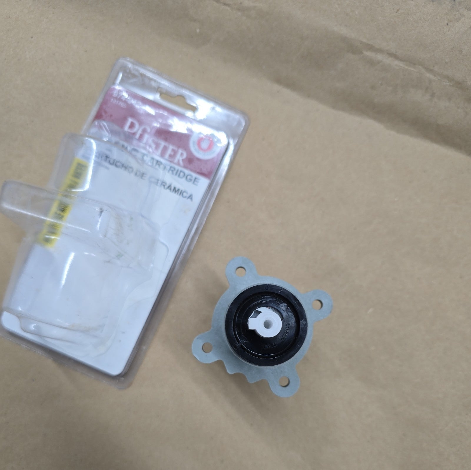 Universal Pressure Balance Cartridge Plastic Gray 150626