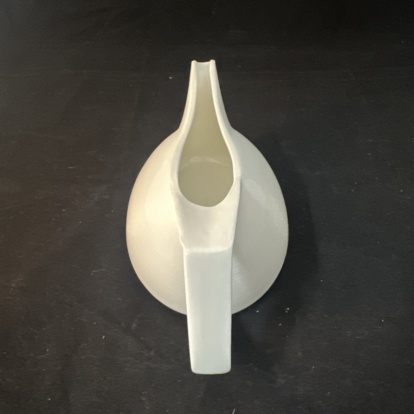 Bread + Butter (b+b) Creamer Open Top Low Profile Boat Milk Jug Porcelain 7b