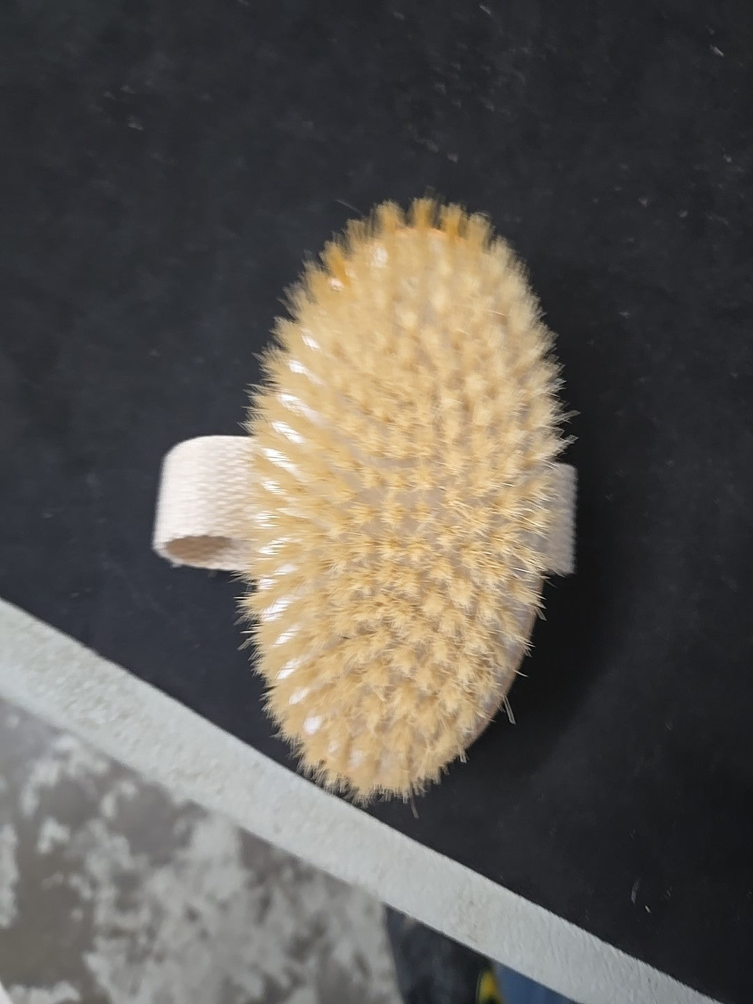 Shower Scrub Brush With Wooden Paddle And Strap 8B