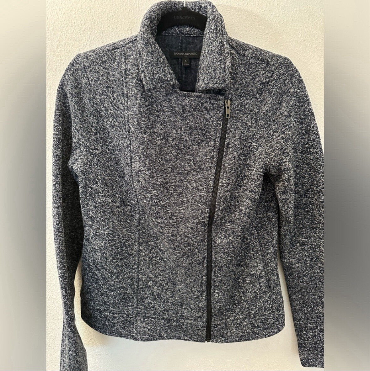 Banana Republic Sweater Jacket Size Small Zipper 3.7