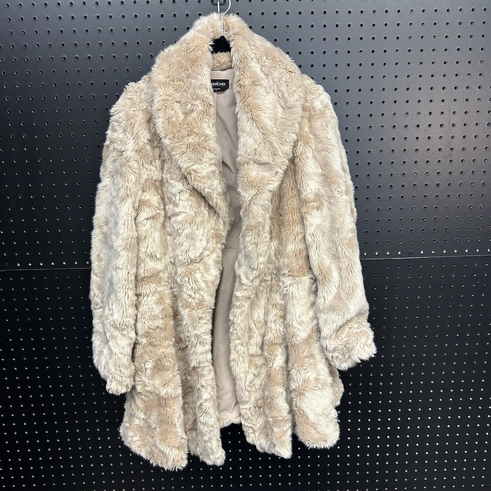 Bebe Faux Fur Coat Beige Long Plush Soft Jacket Women’s Size Small Glam Chic