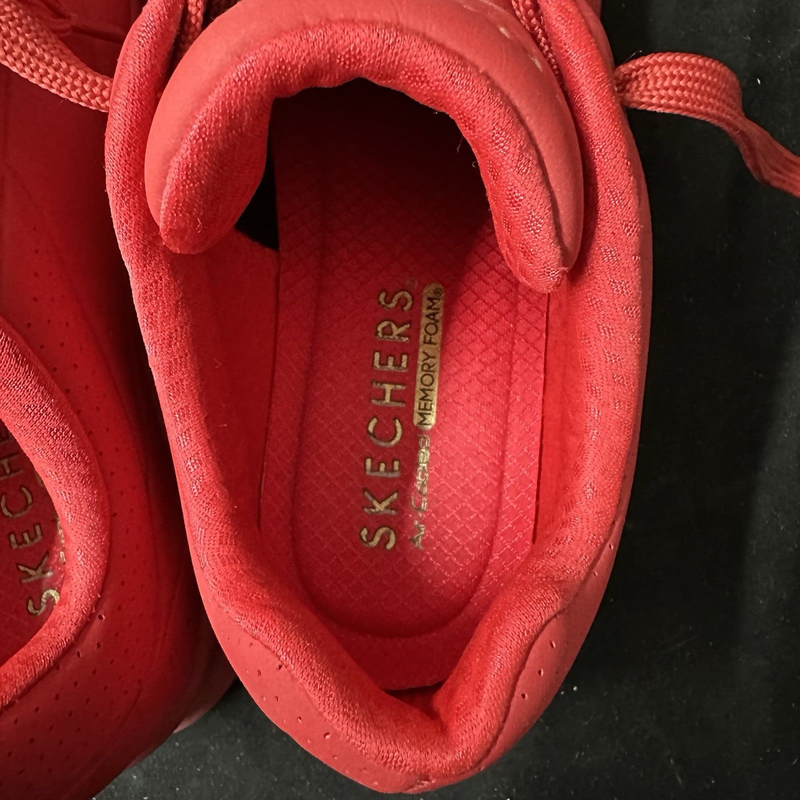 Skechers Womens Size 9 Uno Stand On Air 73690 Red Casual Shoes Sneakers Matte 5d