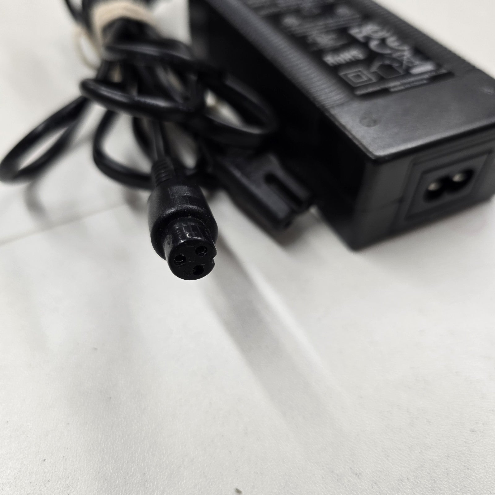 42V 1.5A AC Adapter  HLT-180-4201500 Electric Scooter Battery Charger