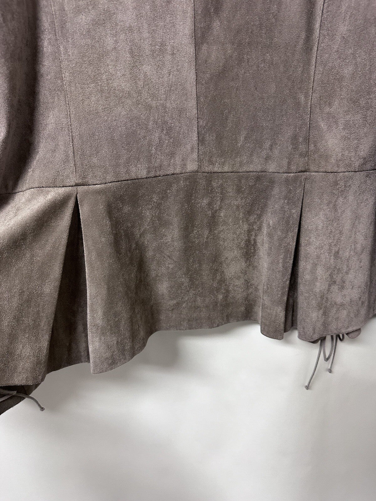 Kut From The Kloth Faux Suede Woman’s Zip Jacket        9.3
