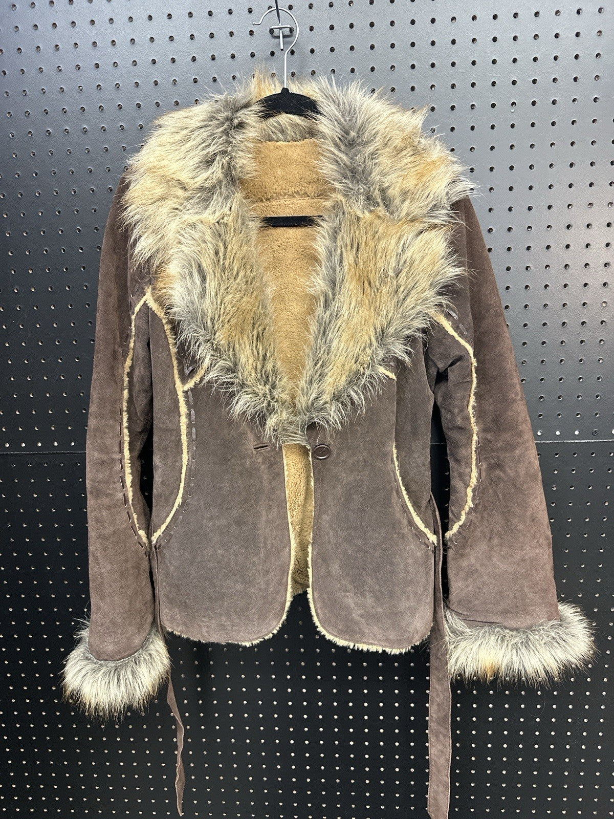 Wilsons Leather Women’s Brown Leather Faux Fur Collar Cuffs Shearling Jacket Med