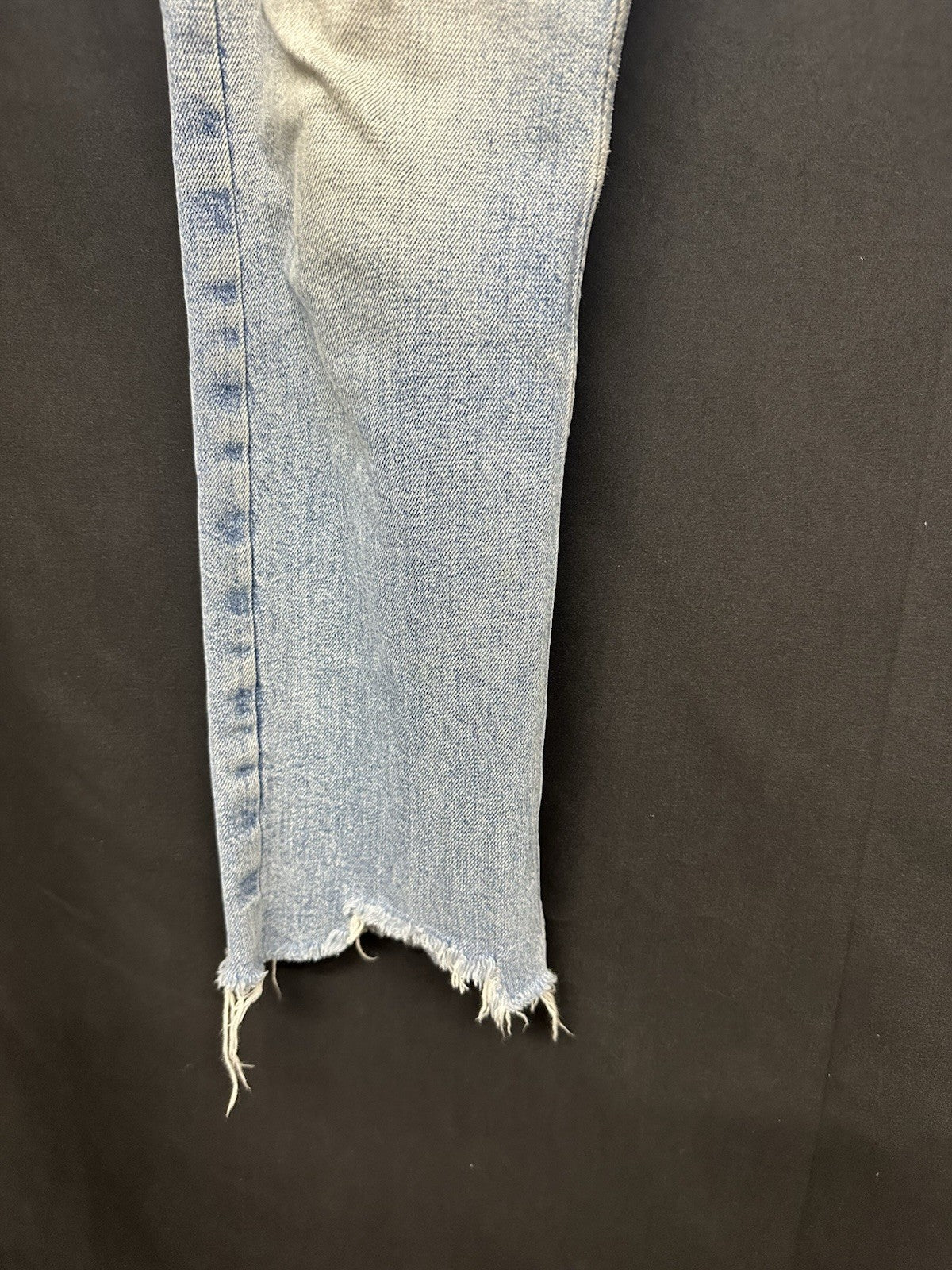 Women’s ZARA Cut off Jeans US 2 EUR 34 (0031)