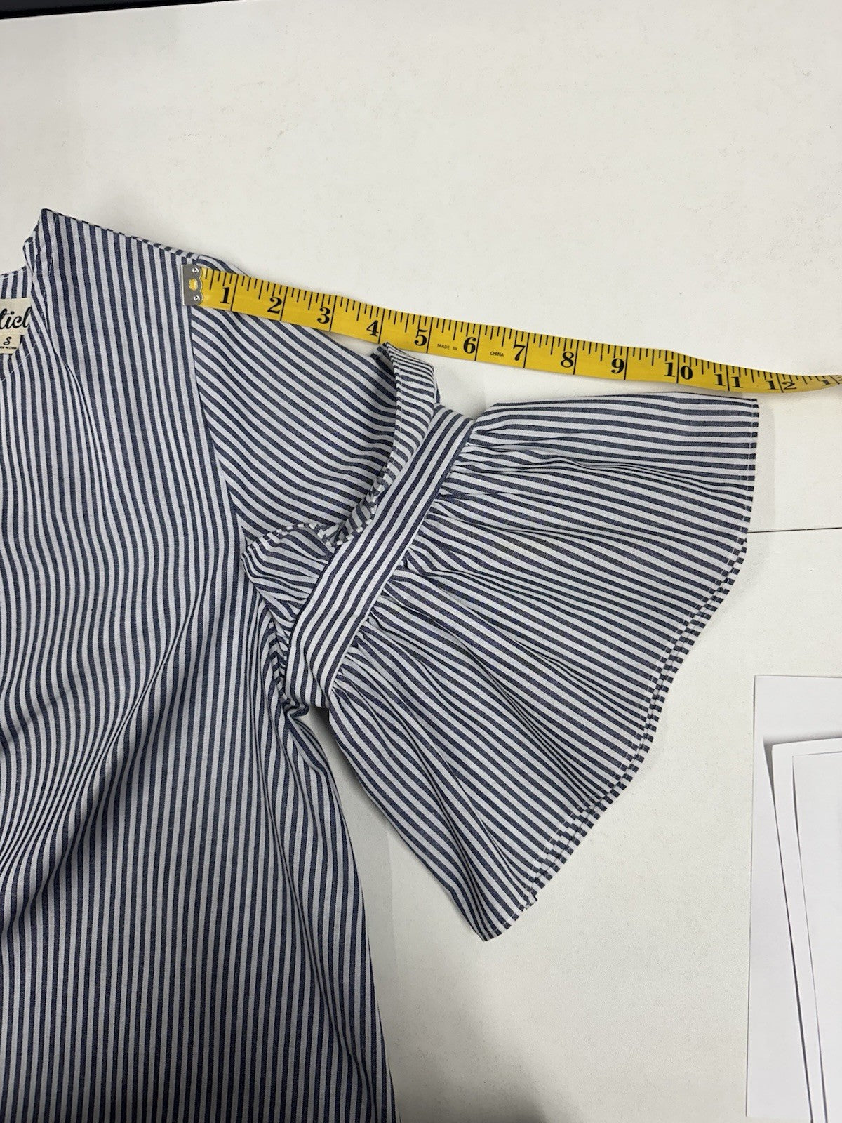 Women’s Small Listicle Blue And White Striped Blouse Ruffle Shirt Sleeves
