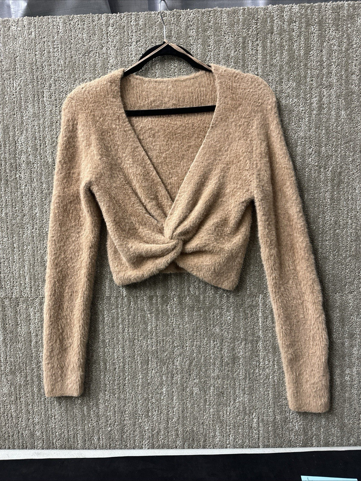 Aerie Women's Twist Cross Front Fuzzy Brown Cropped Sweater Size Large Soft 0069