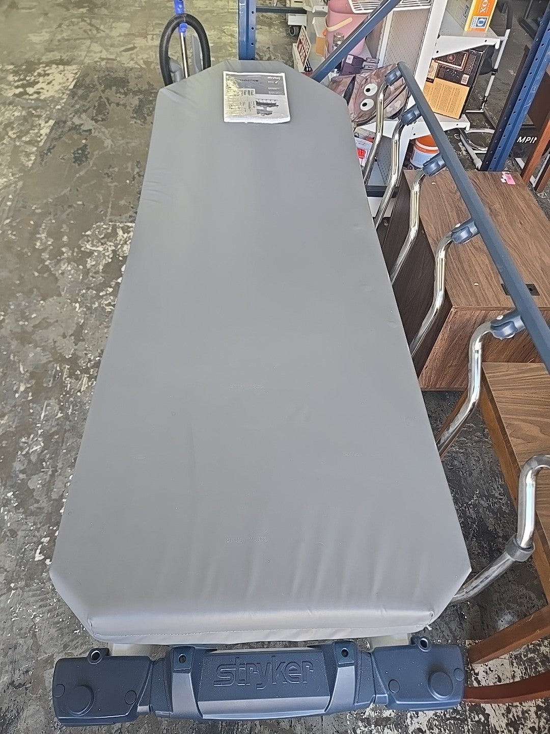 Stryker 1007 SM104 M-Series Stretcher