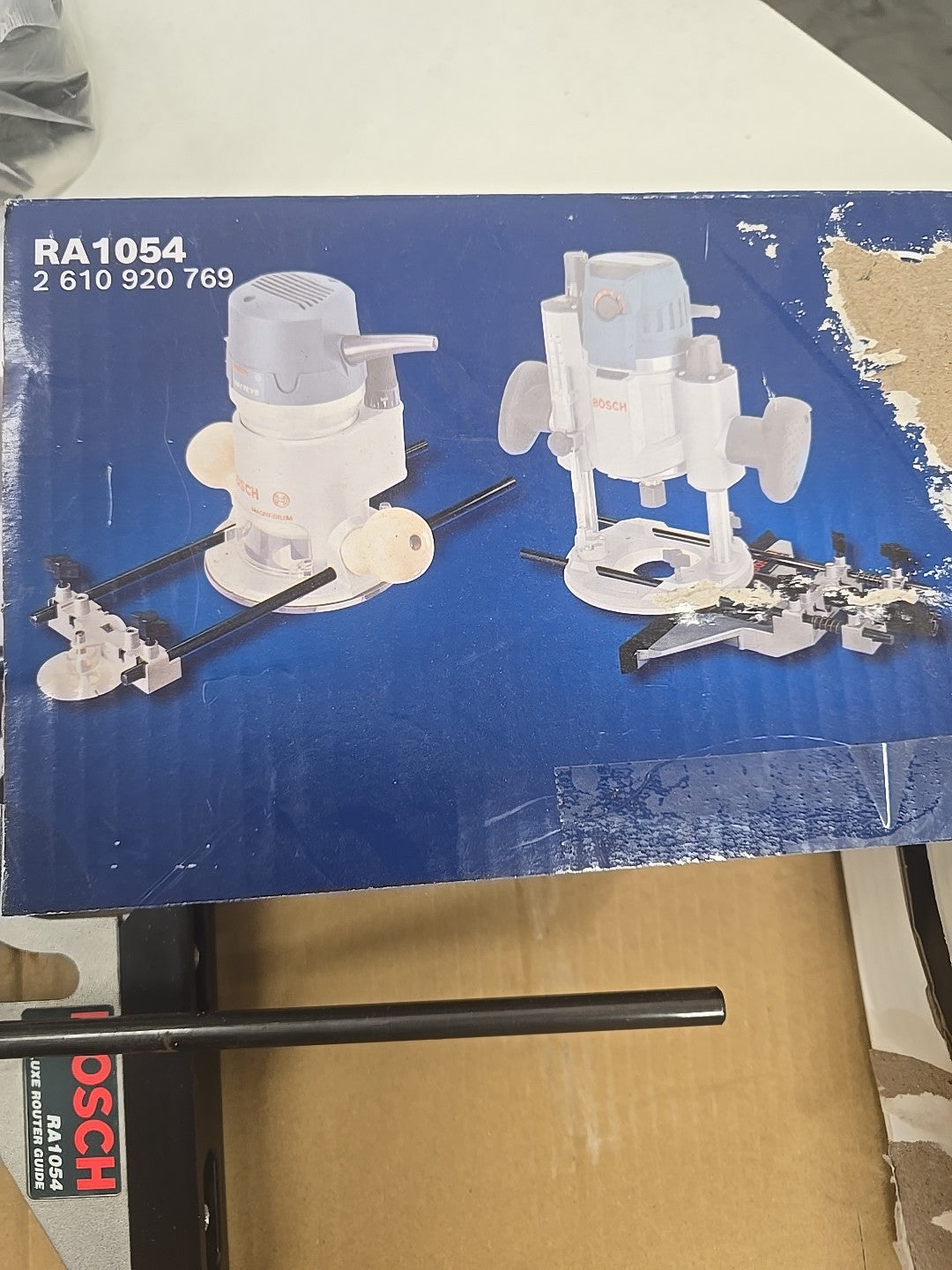 Bosch Deluxe Router Edge Guide Accessory RA1054 8D