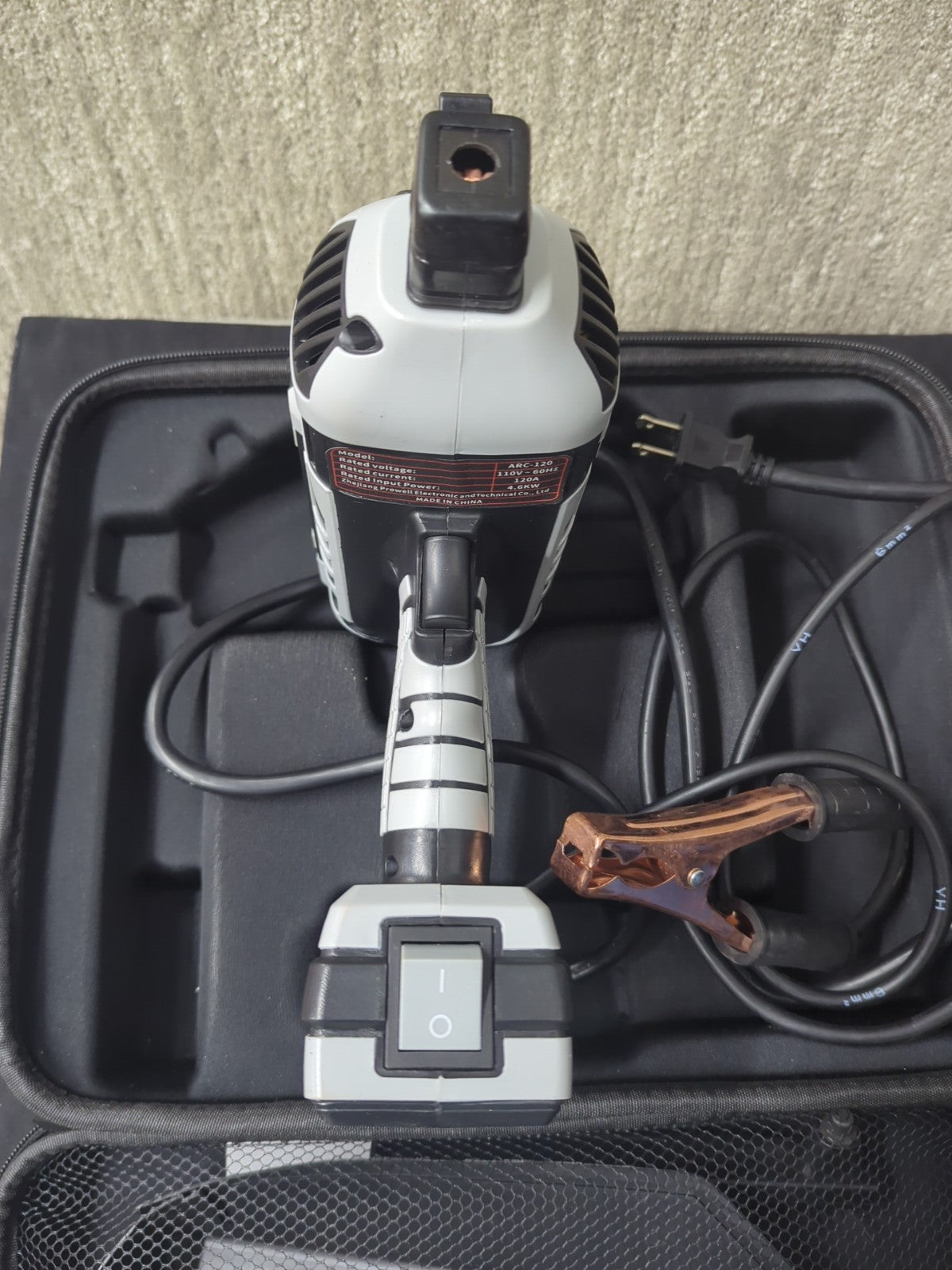 Xcort Inverter Welder ARC-120, Full Kit With Clamps And Case 3E