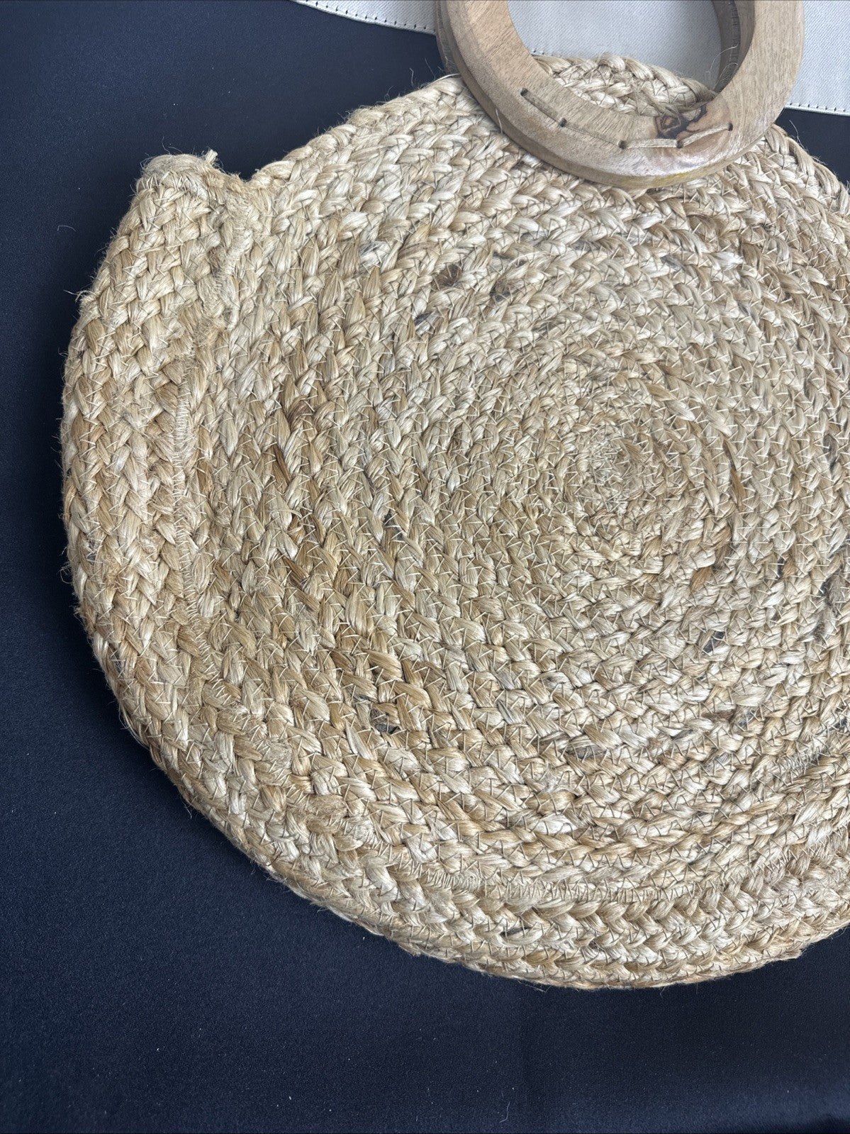 Chloe & Lex Round Woven Bag Wooden Handle White Pattern
