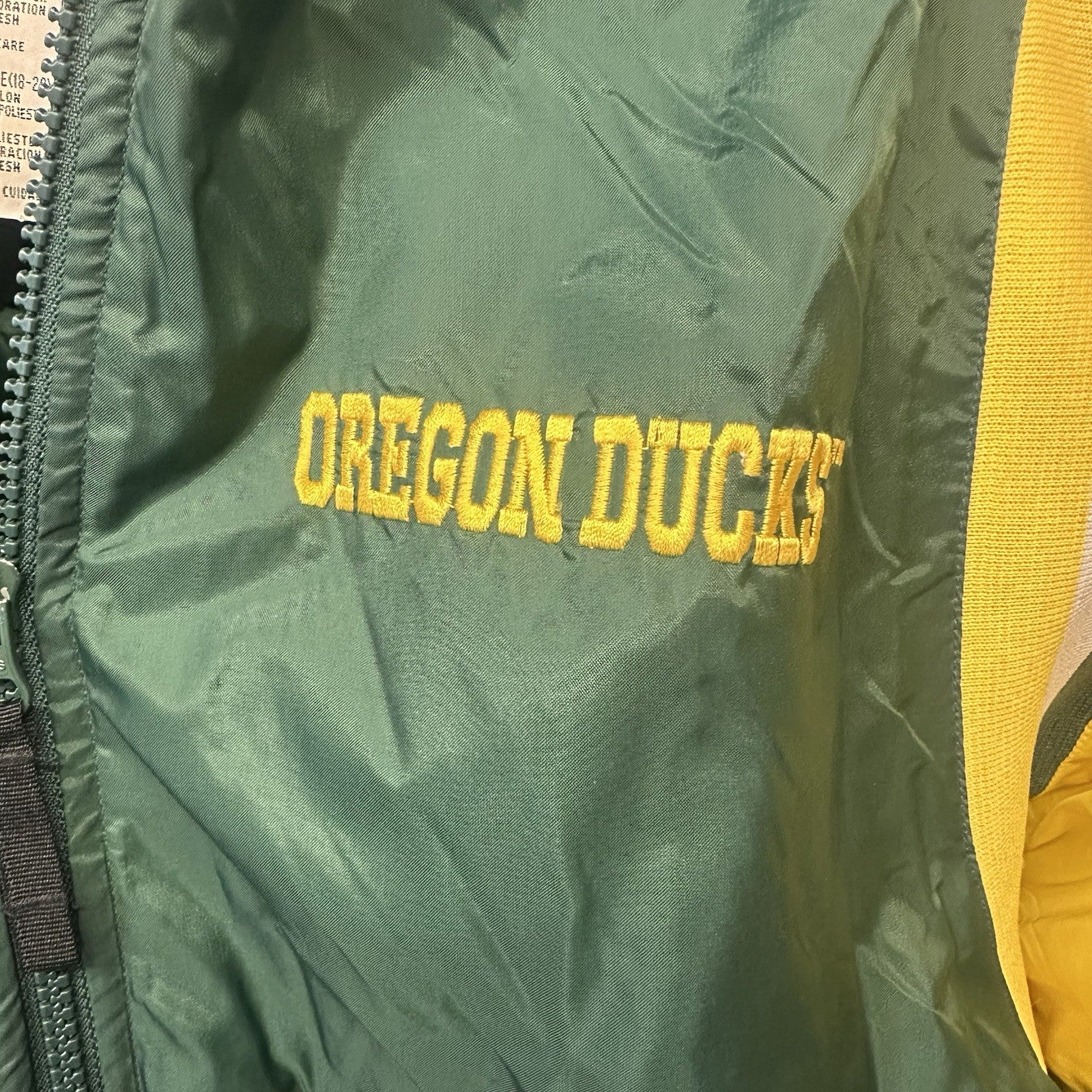 Vintage Genuine Stuff Collegiate Oregon Ducks Puffer Jacket Women’s Small