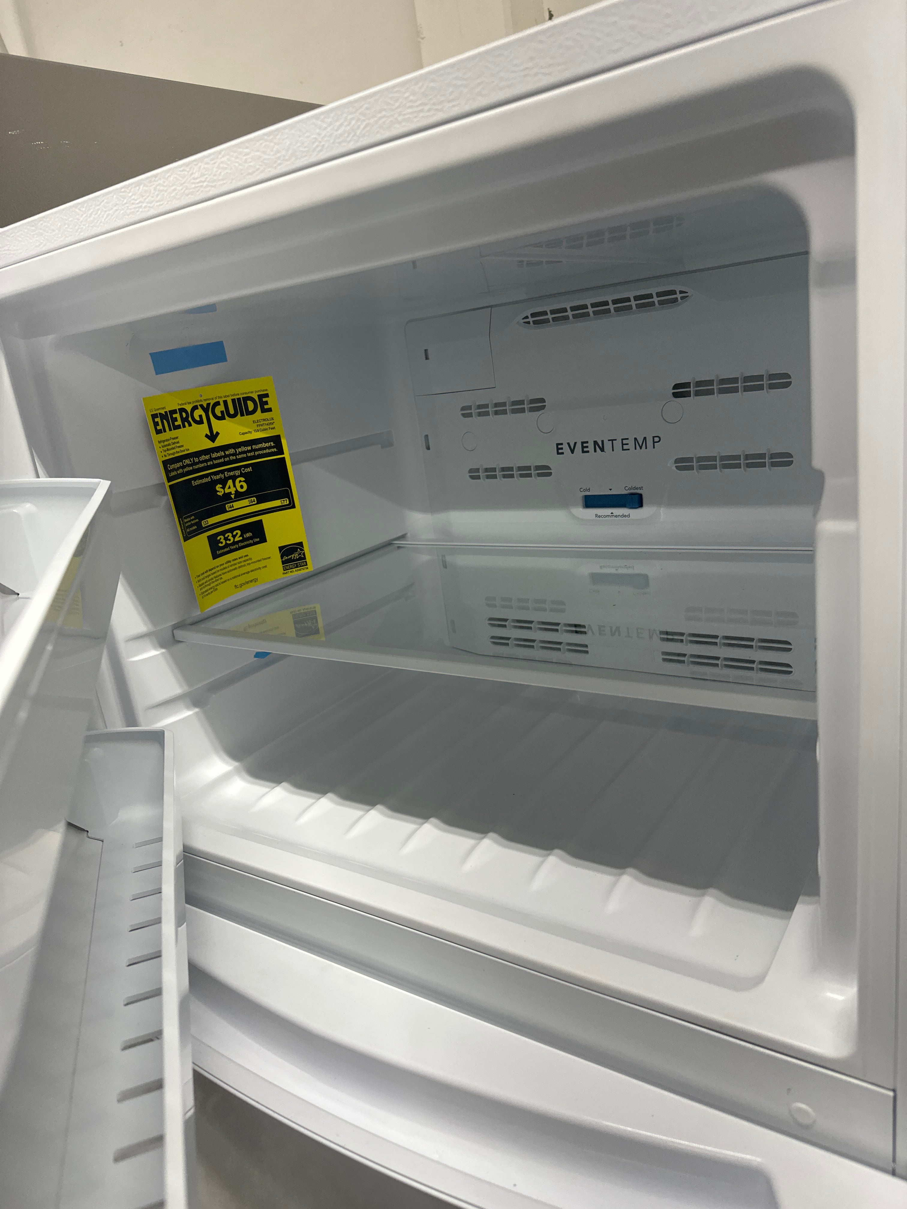 Frigidaire 13.9 cu. ft. Top Freezer Refrigerator in White