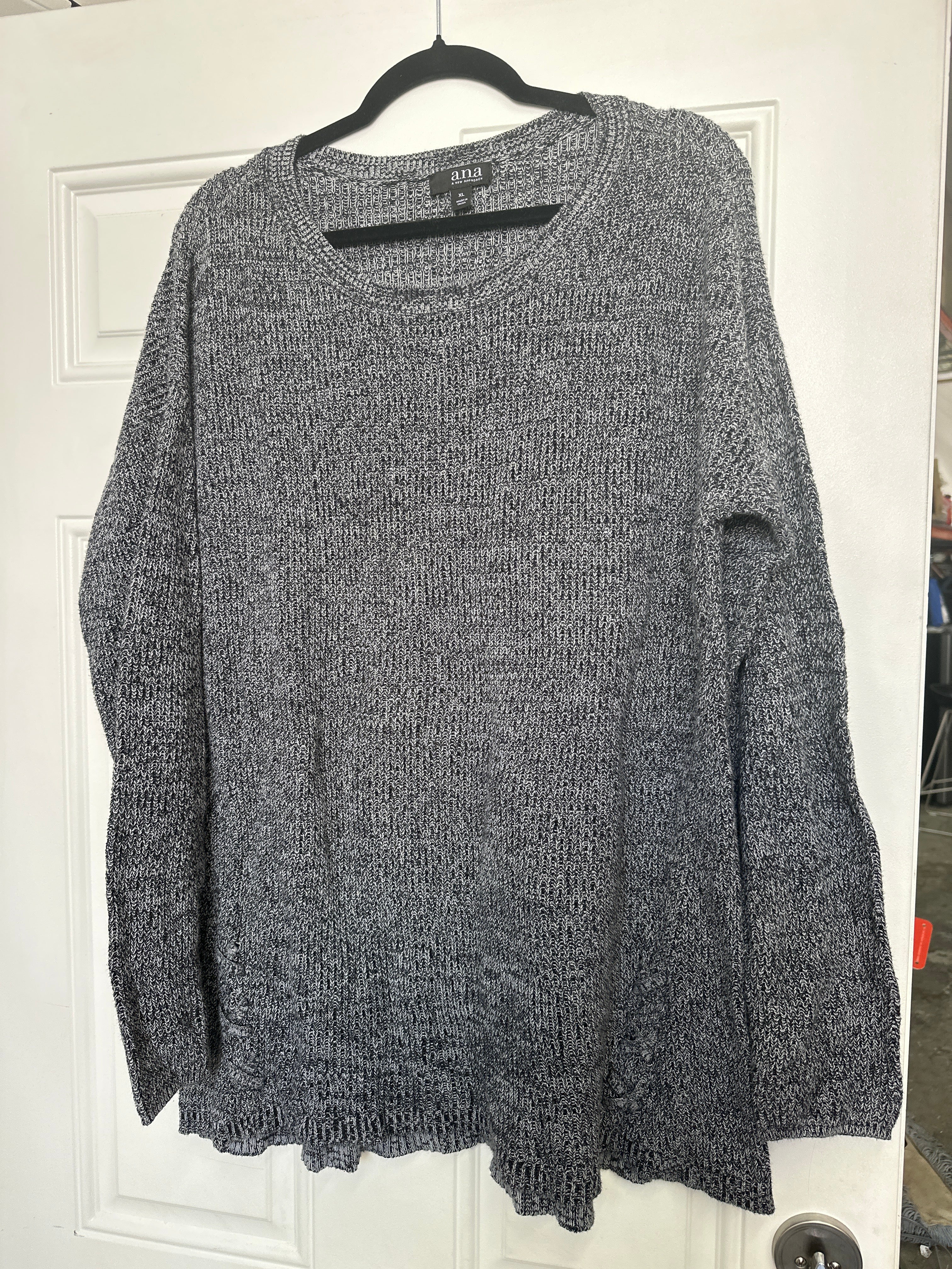 Women’s a.n.a Sweater XL