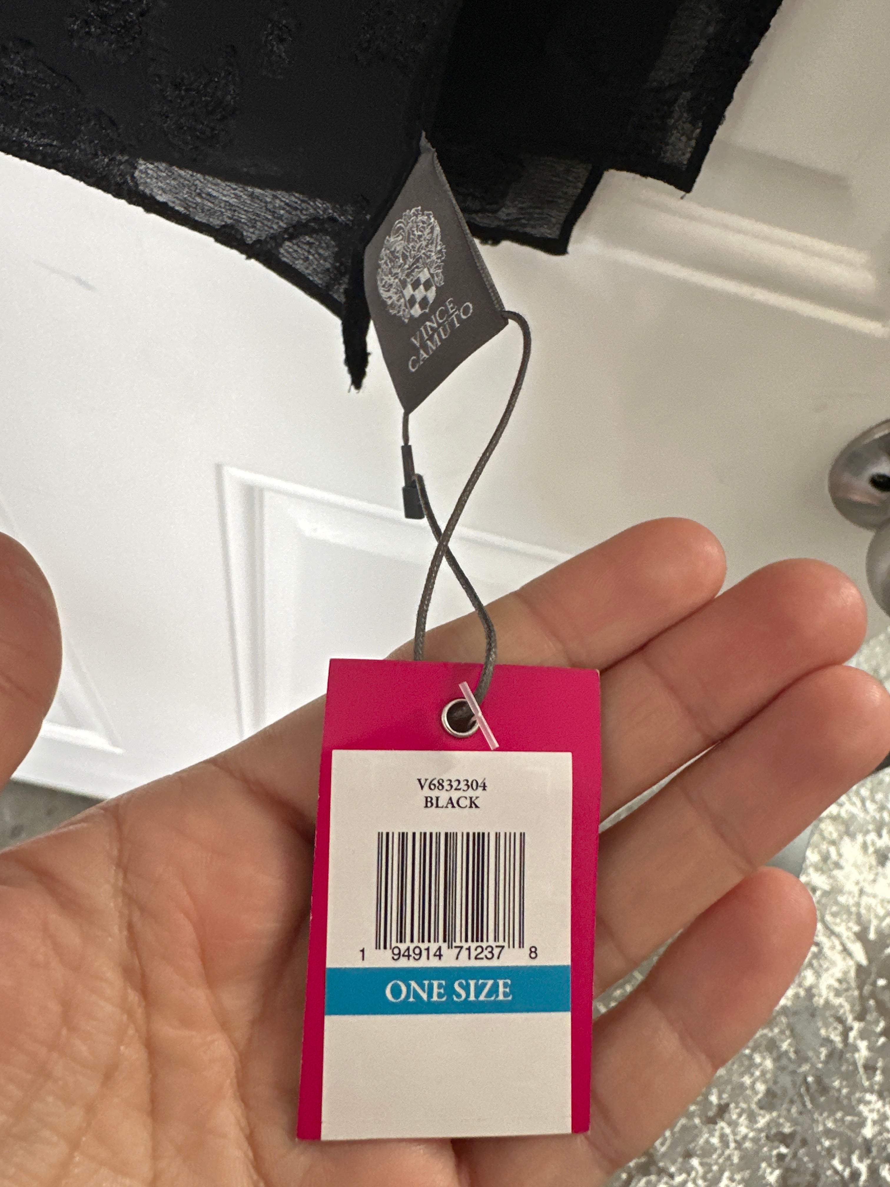 Vince Camuto Shawl NWT