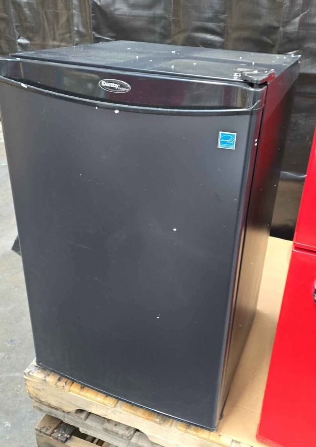 Danby Designer 4.4 Cubic Feet Compact Refrigerator (DAR044A4BDD-3) Black