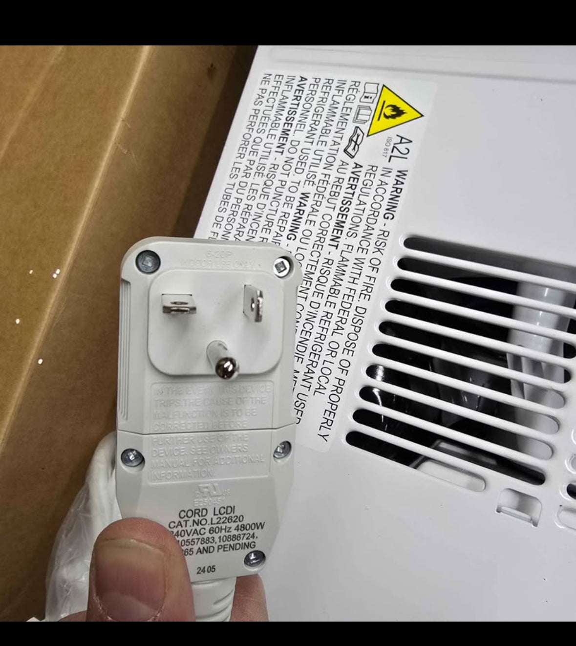 Frigidaire FHWH124WB2 Window Air Conditioner/ Heater12,000 BTU, White