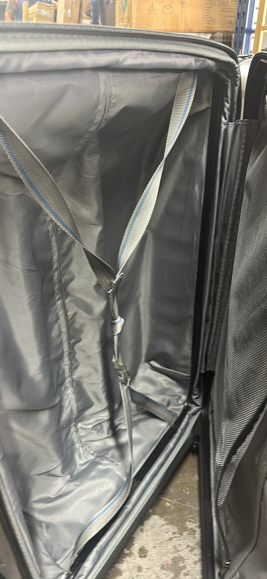 Travelers Choice 1 piece 29in Luggage