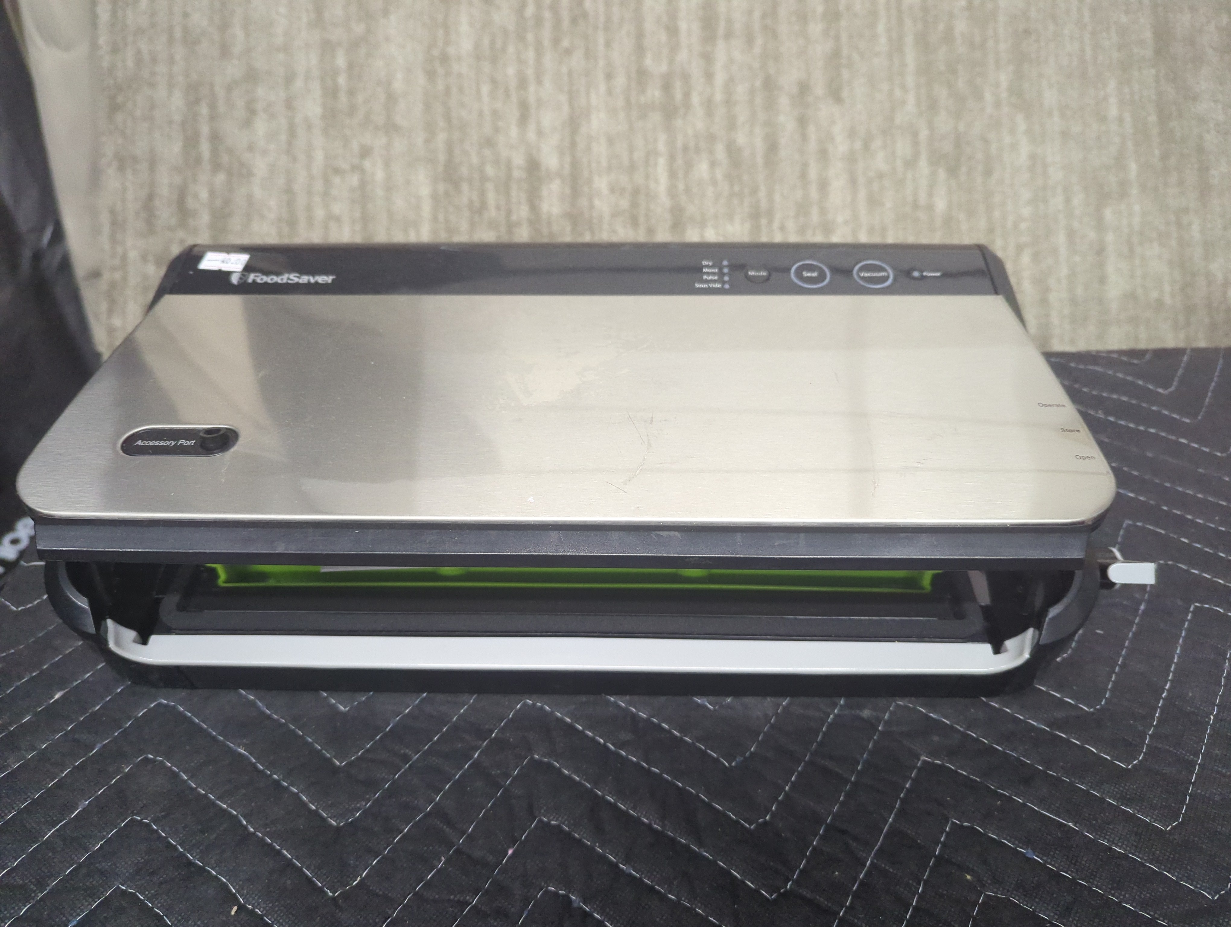 Foodsaver Vaccum Sealing System