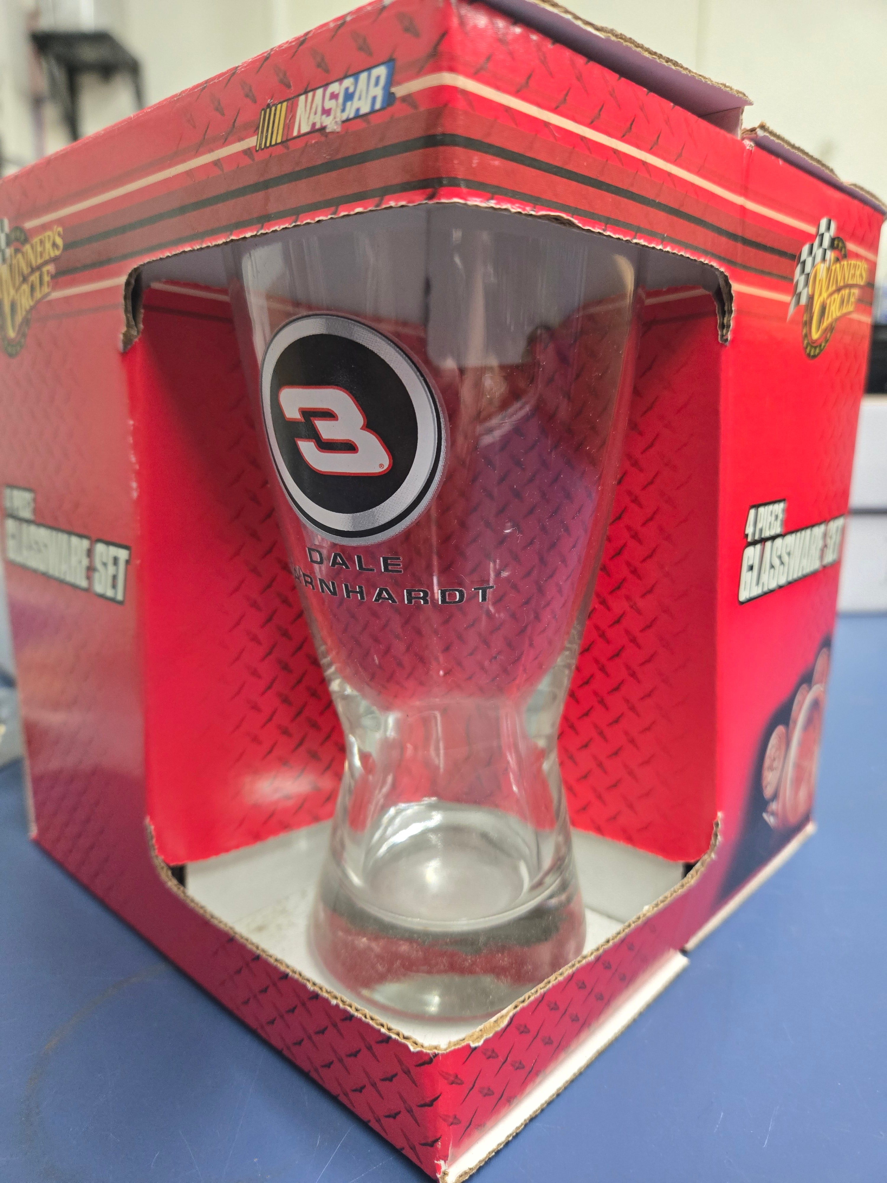 Jimmie Johnson #48 Winner’s Circle 4-Piece Glassware Set Nascar Unopened Box