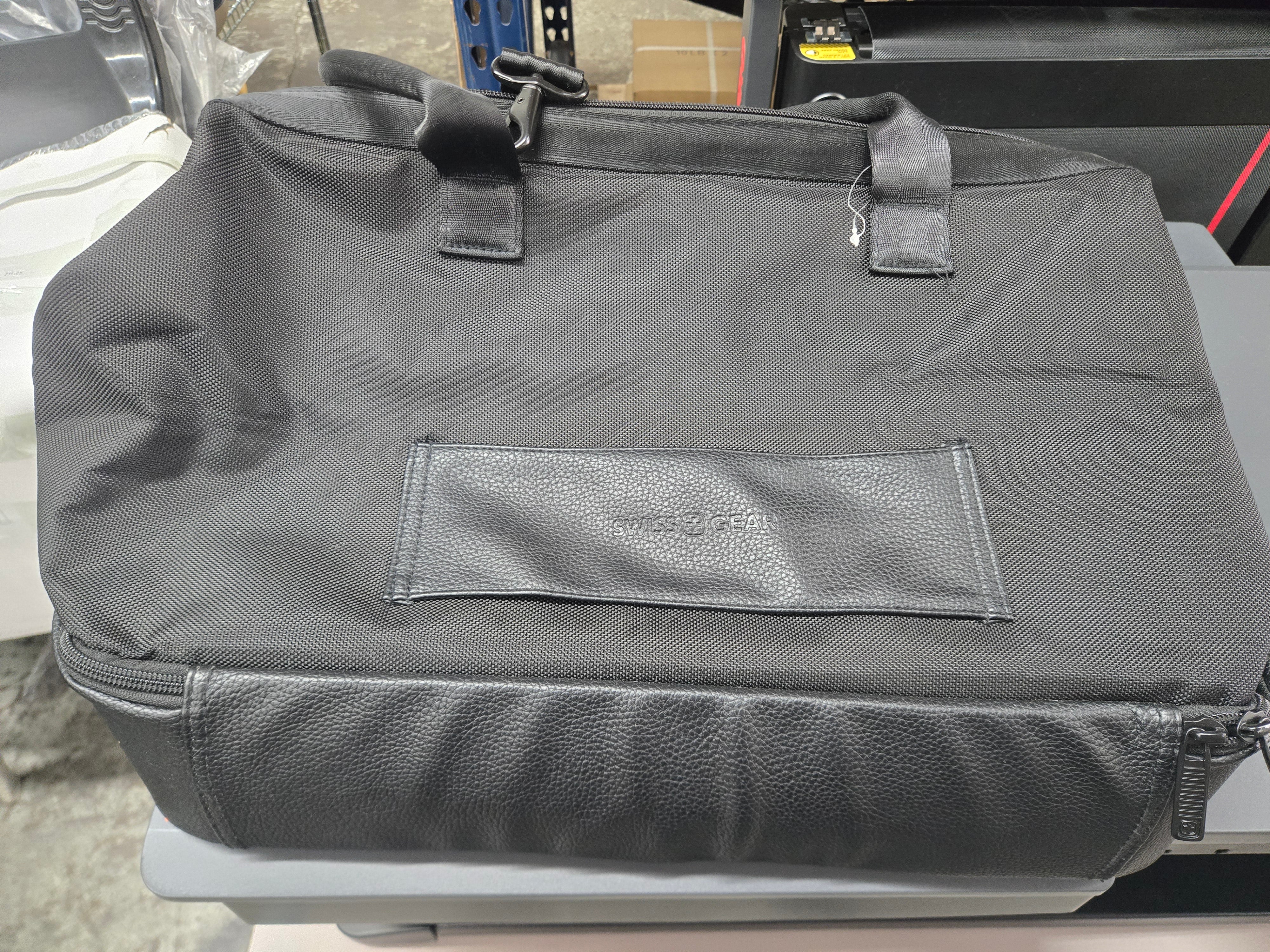 Swissgear black travel bag